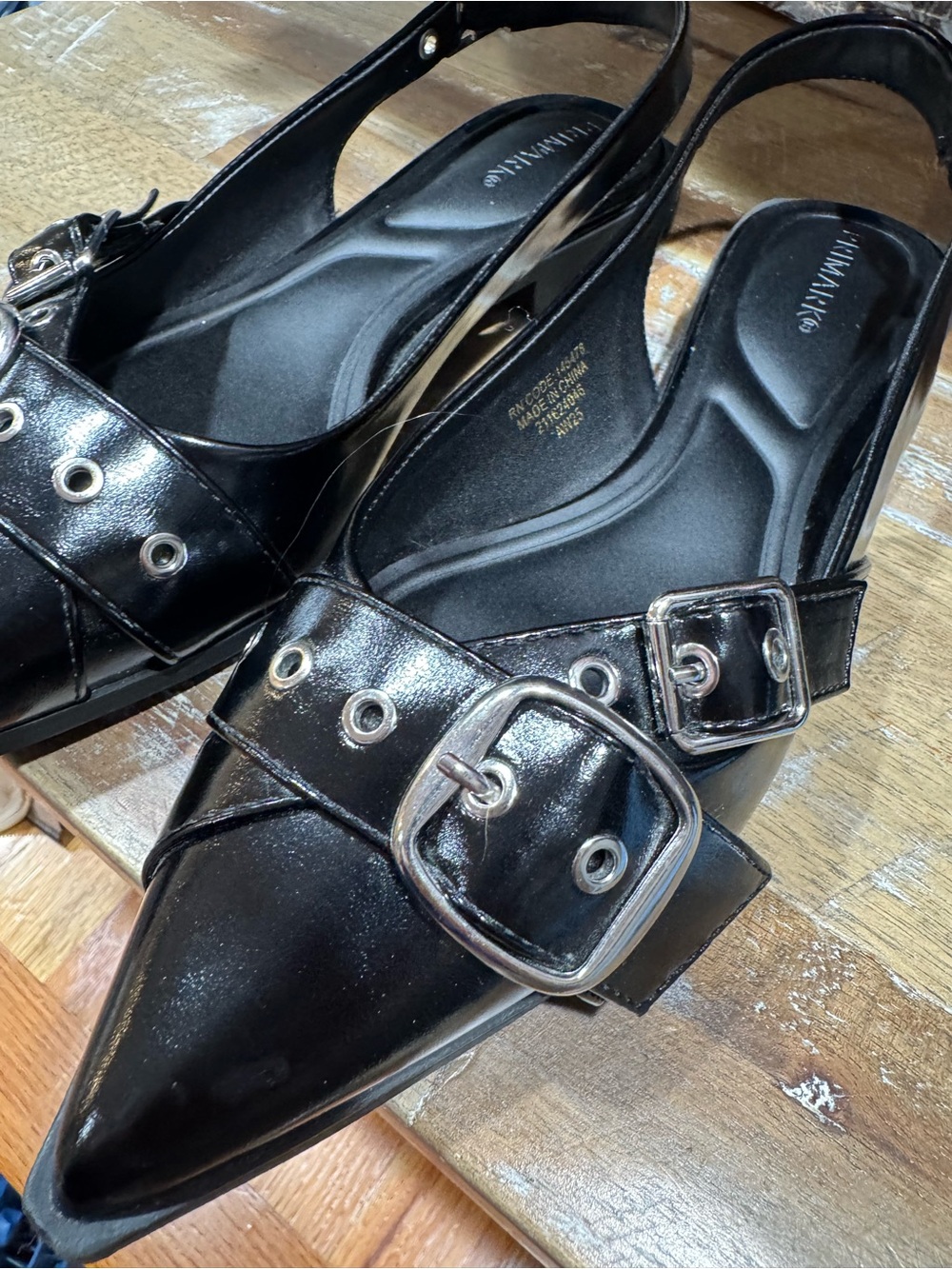Primark Black Pointed Buckle Slingback Mules - Picture 2 of 3